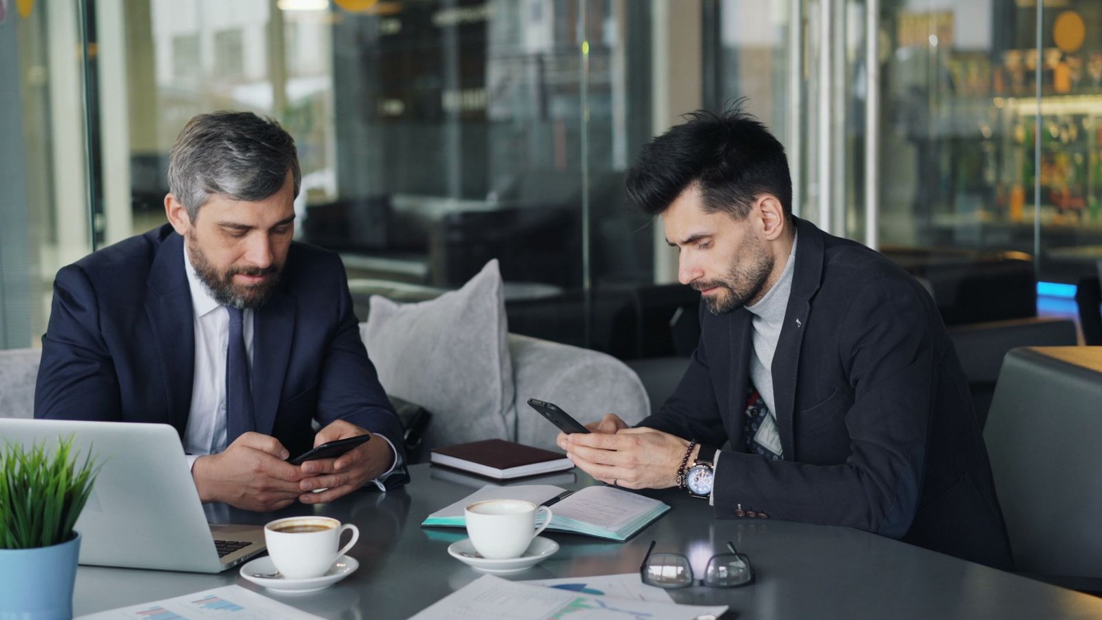 Download MT4 Safely: What You Need to Know